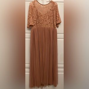 🌸 BEAUTIFUL BLUSH GOWN 🌸